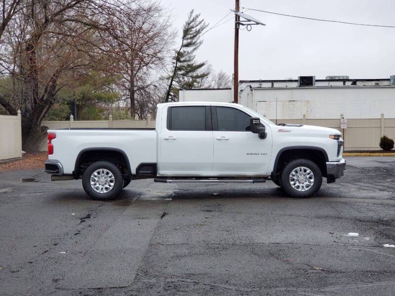 2024 Chevrolet Silverado 1500 Image 7