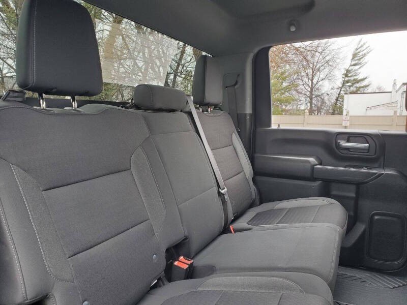 2024 Chevrolet Silverado 1500 Image 9