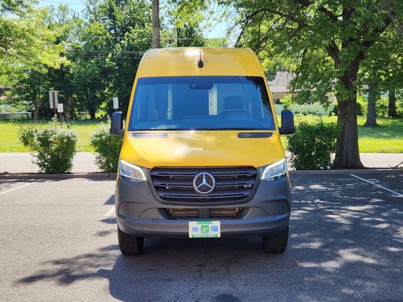 2021 Mercedes-Benz Sprinter Image 2