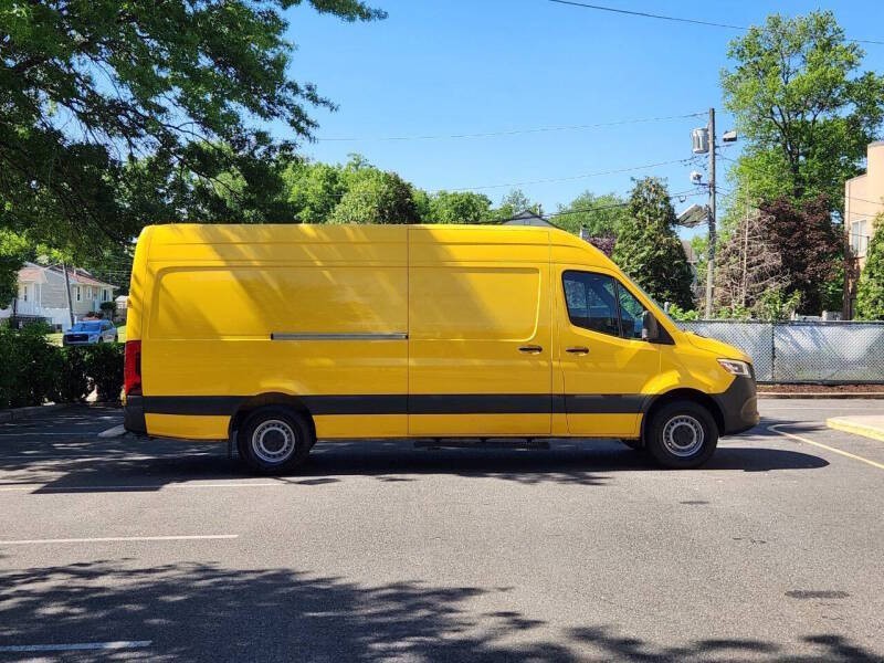 2021 Mercedes-Benz Sprinter Image 6