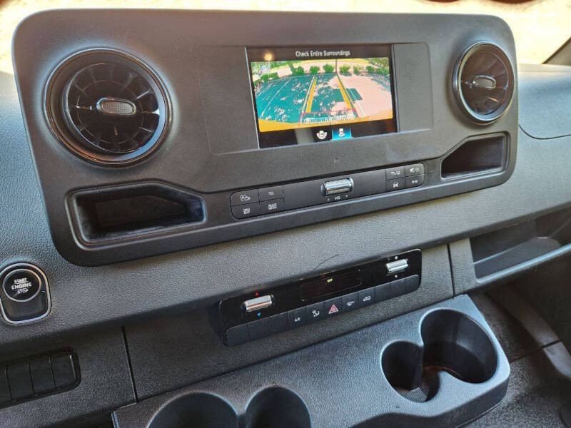2021 Mercedes-Benz Sprinter Image 13