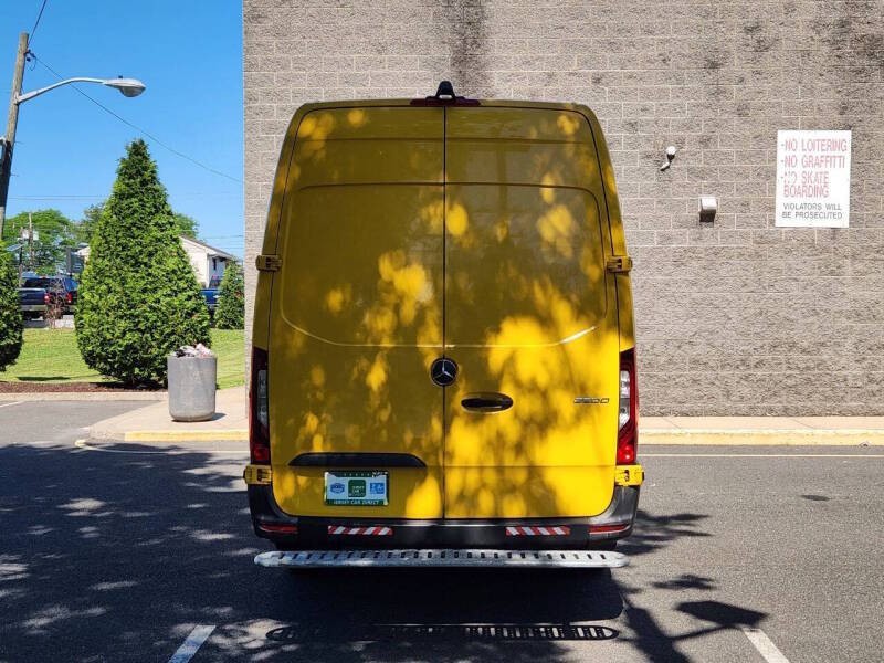 2021 Mercedes-Benz Sprinter Image 4
