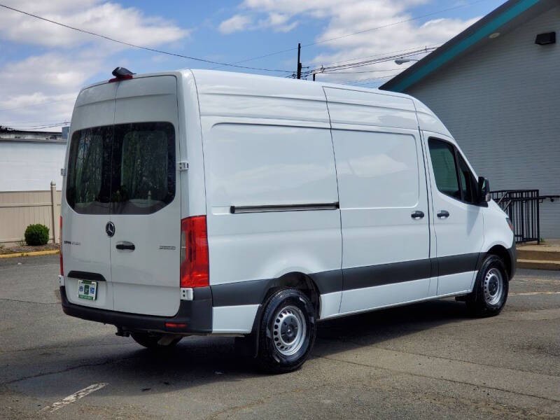 2020 Mercedes-Benz Sprinter Image 6