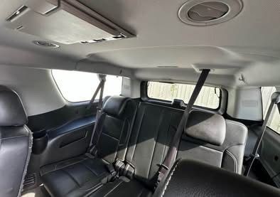 2015 Chevrolet Suburban Image 7