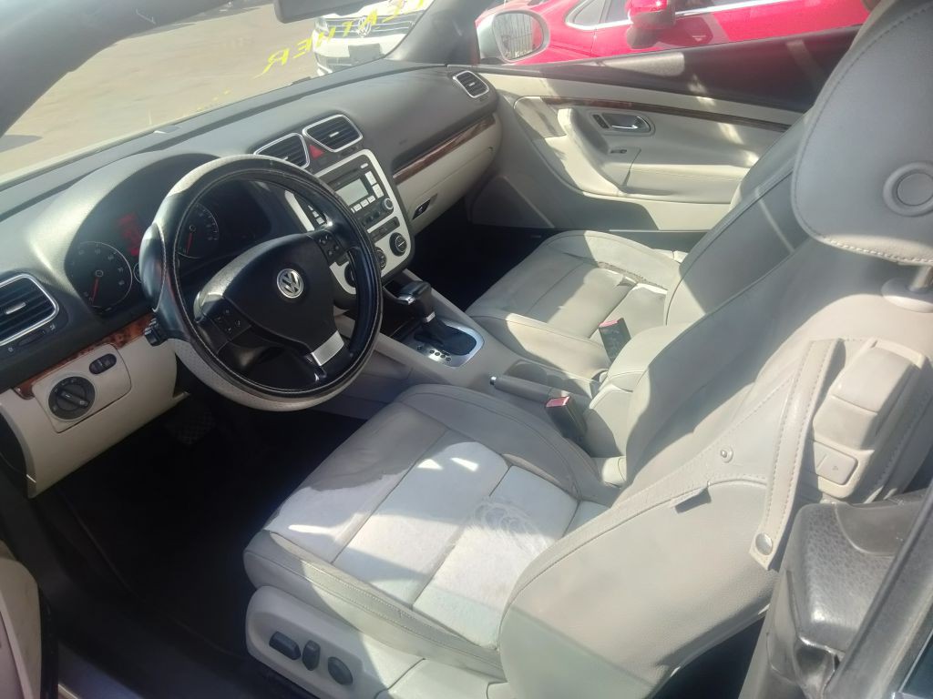 2008 Volkswagen Eos Image 5