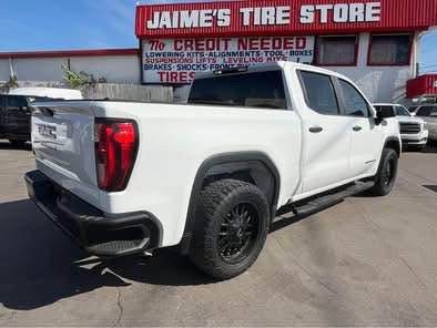 2019 GMC Sierra Image 4