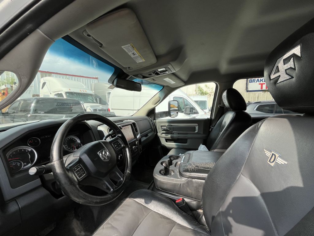 2014 RAM 2500 Image 6