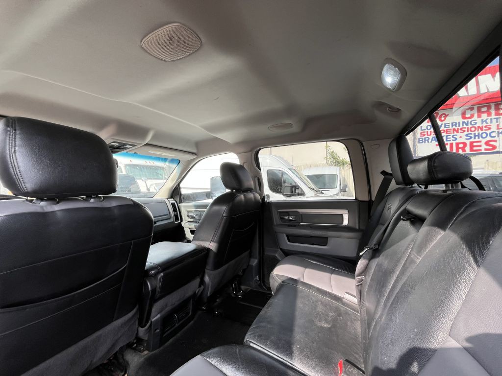 2014 RAM 2500 Image 7