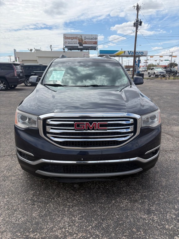 2018 GMC Acadia Image 3