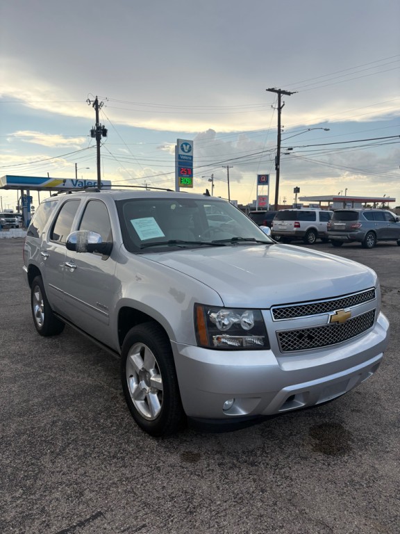 2013 Chevrolet Tahoe Image 4