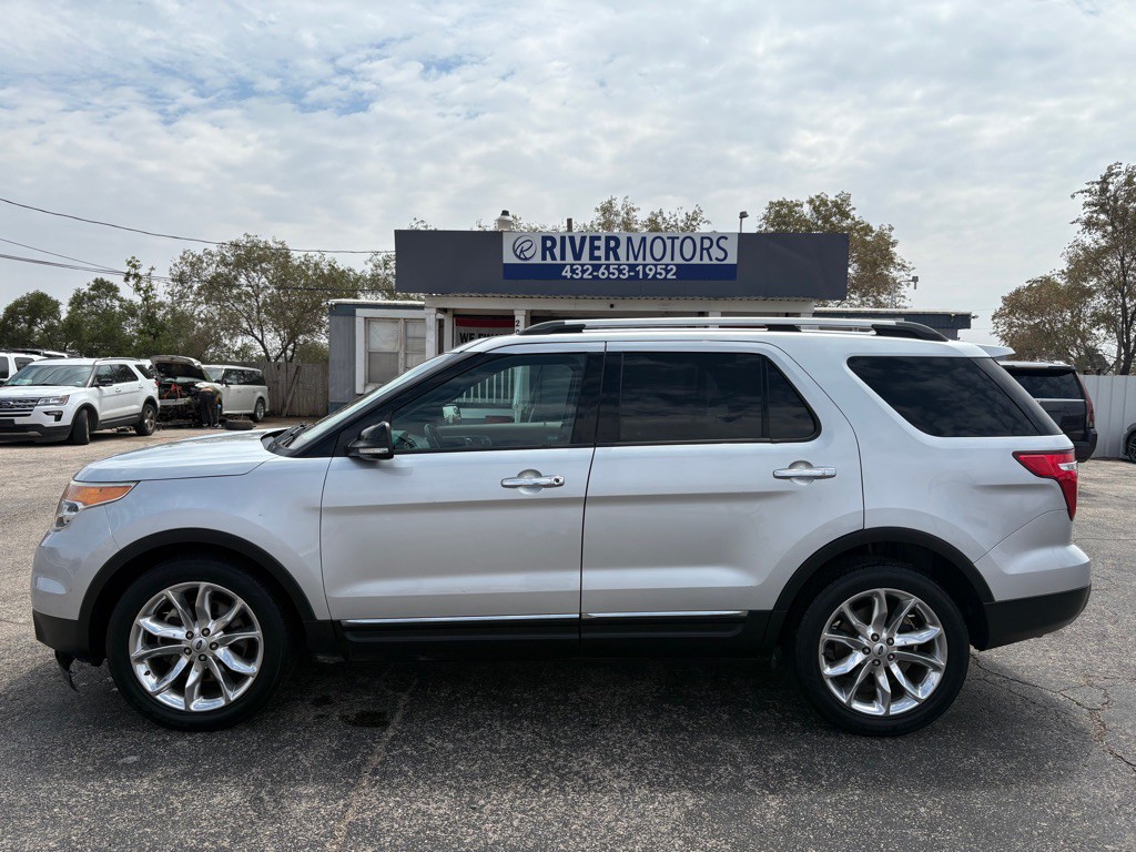 2014 Ford Explorer Image 1