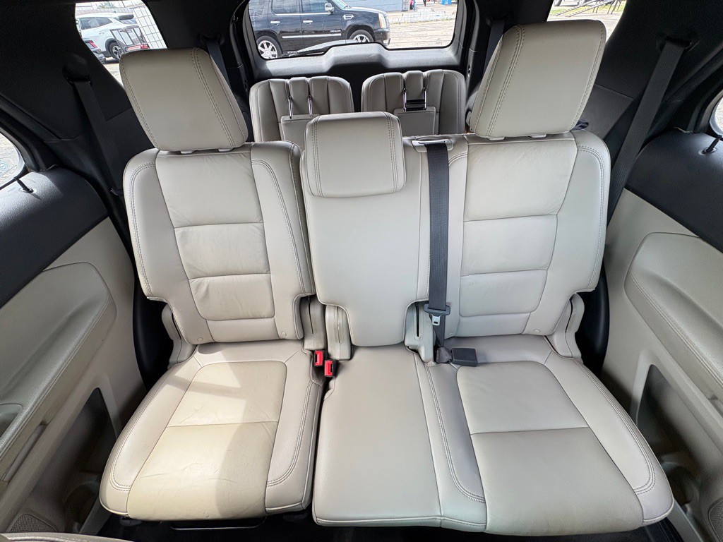 2014 Ford Explorer Image 9