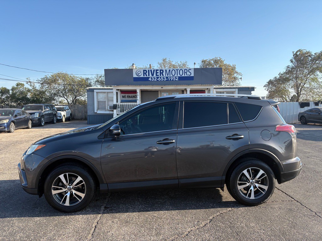 2016 Toyota Rav4 Image 1