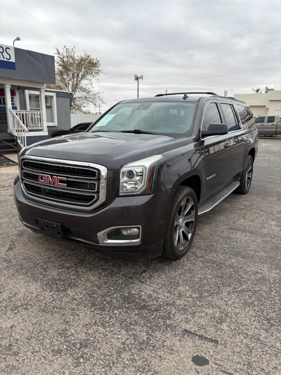 2015 GMC Yukon Image 2