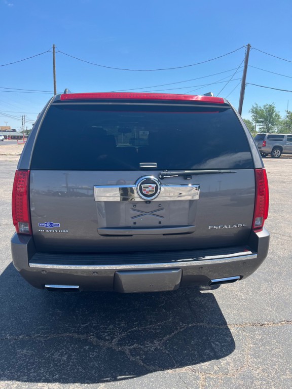 2013 Cadillac Escalade Image 6