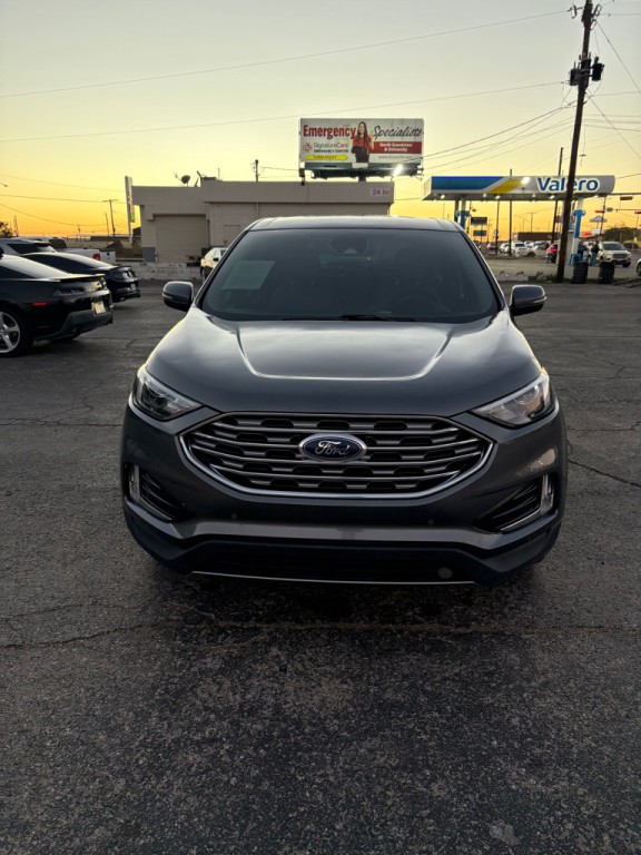 2022 Ford Edge Image 3