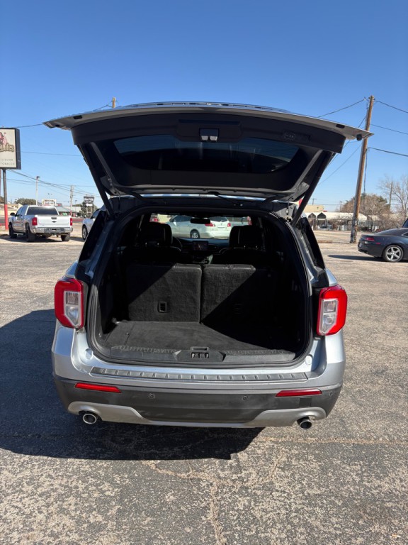 2020 Ford Explorer Image 6