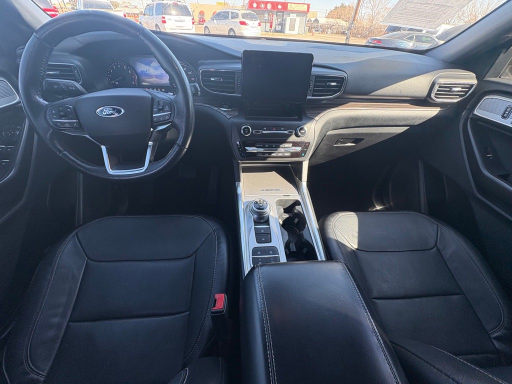 2020 Ford Explorer Image 8