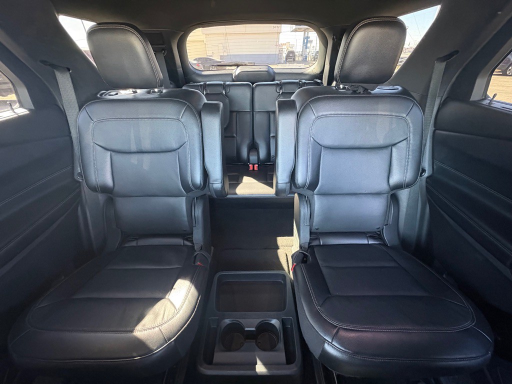 2020 Ford Explorer Image 9