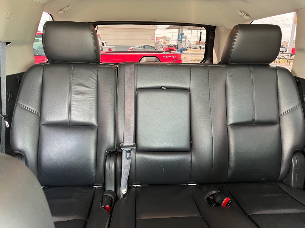 2011 Chevrolet Tahoe Image 6