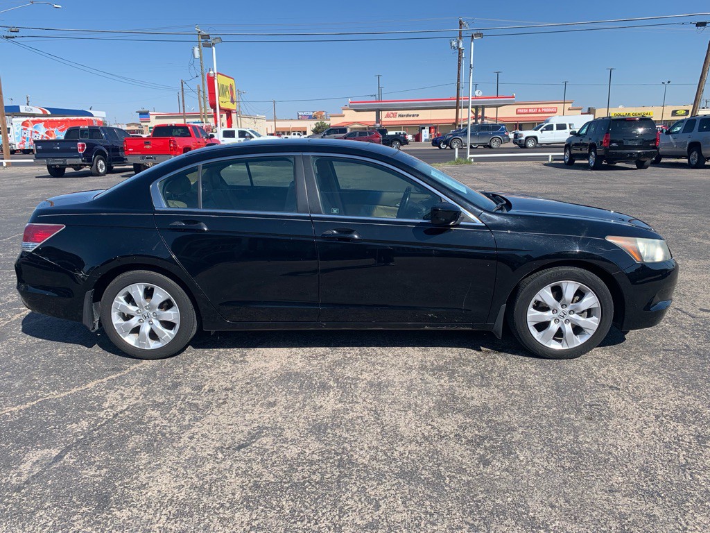 2010 Honda Accord Image 2