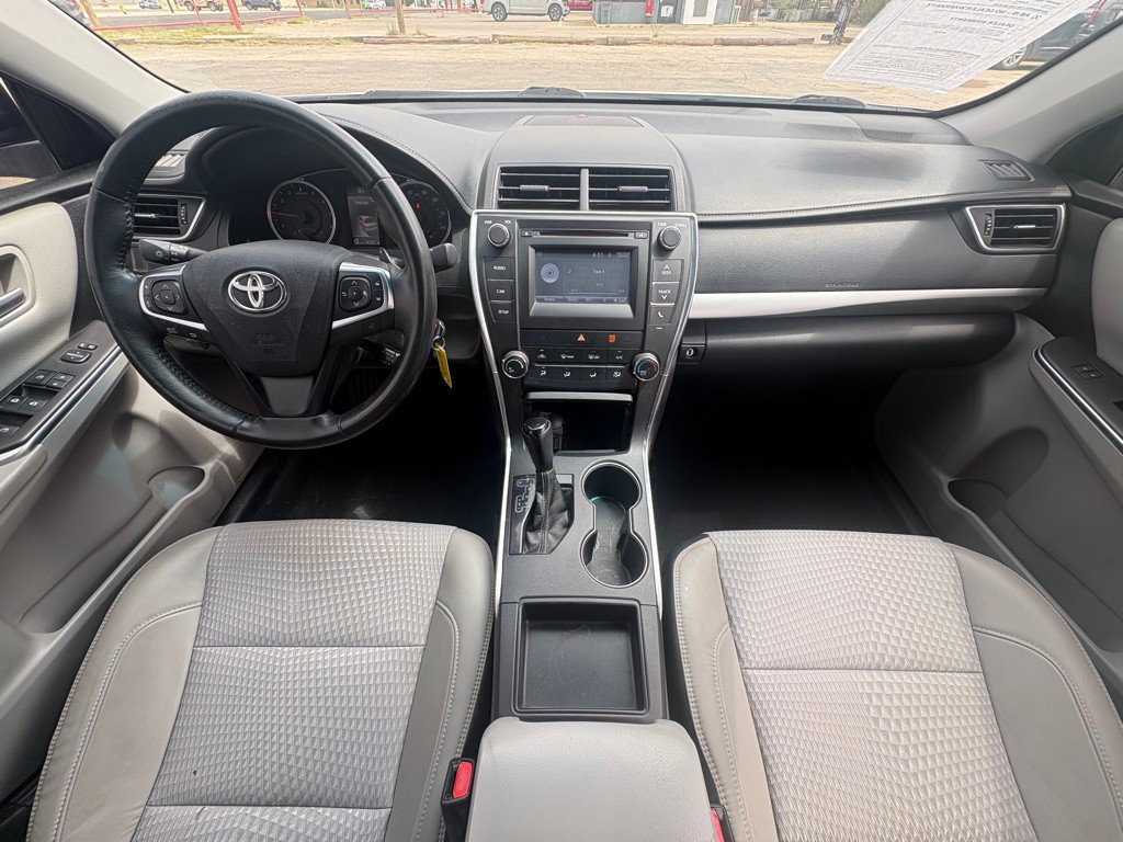 2015 Toyota Camry Image 7