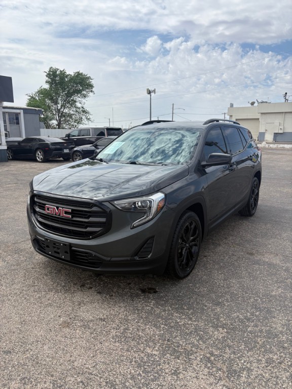 2021 GMC Terrain Image 2