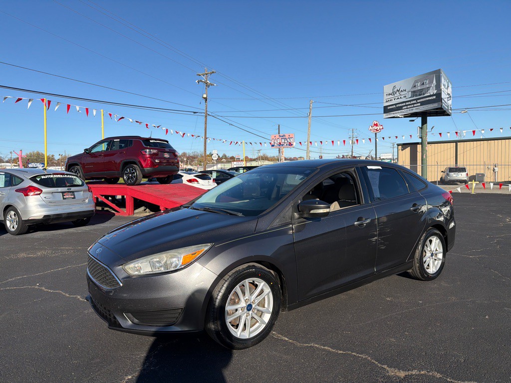 2015 Ford Focus Image 1