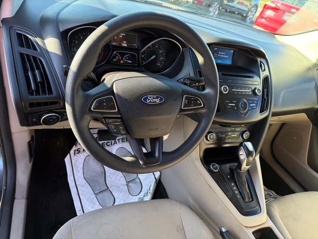 2015 Ford Focus Image 11