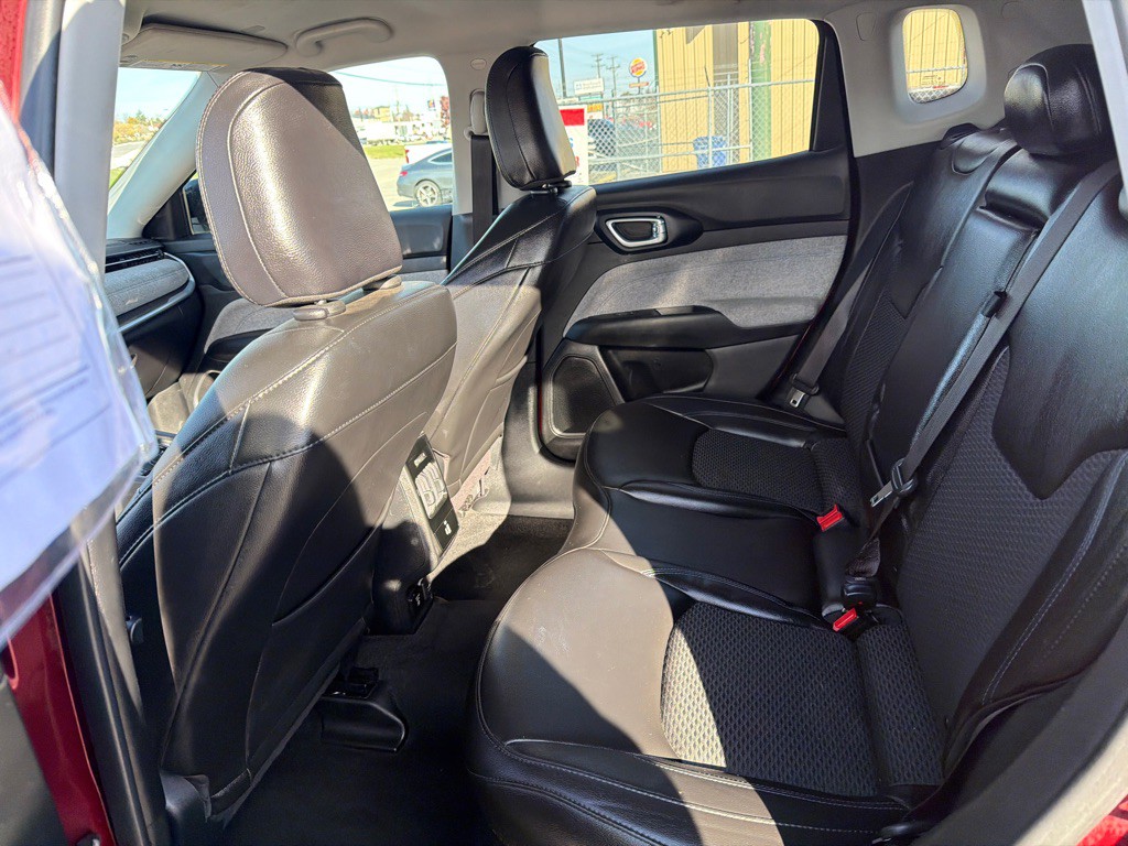 2022 Jeep Compass Image 9