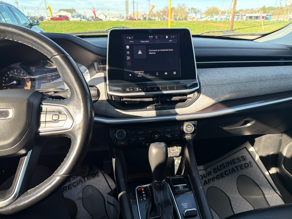 2022 Jeep Compass Image 12