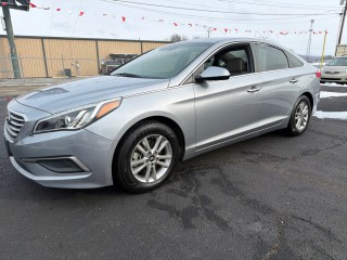 Image for 2017 Hyundai Sonata SE ID: 6216102