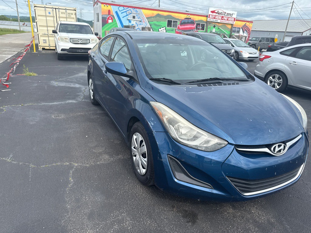 2016 Hyundai Elantra Image 2