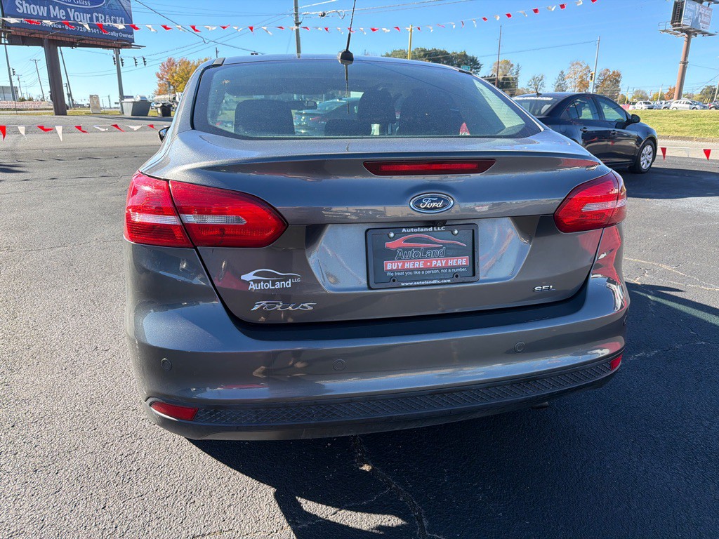 2018 Ford Focus Image 5