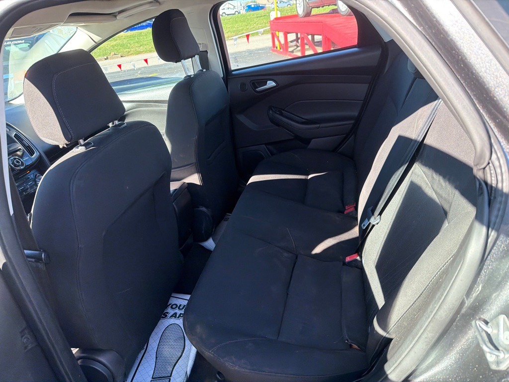 2018 Ford Focus Image 9