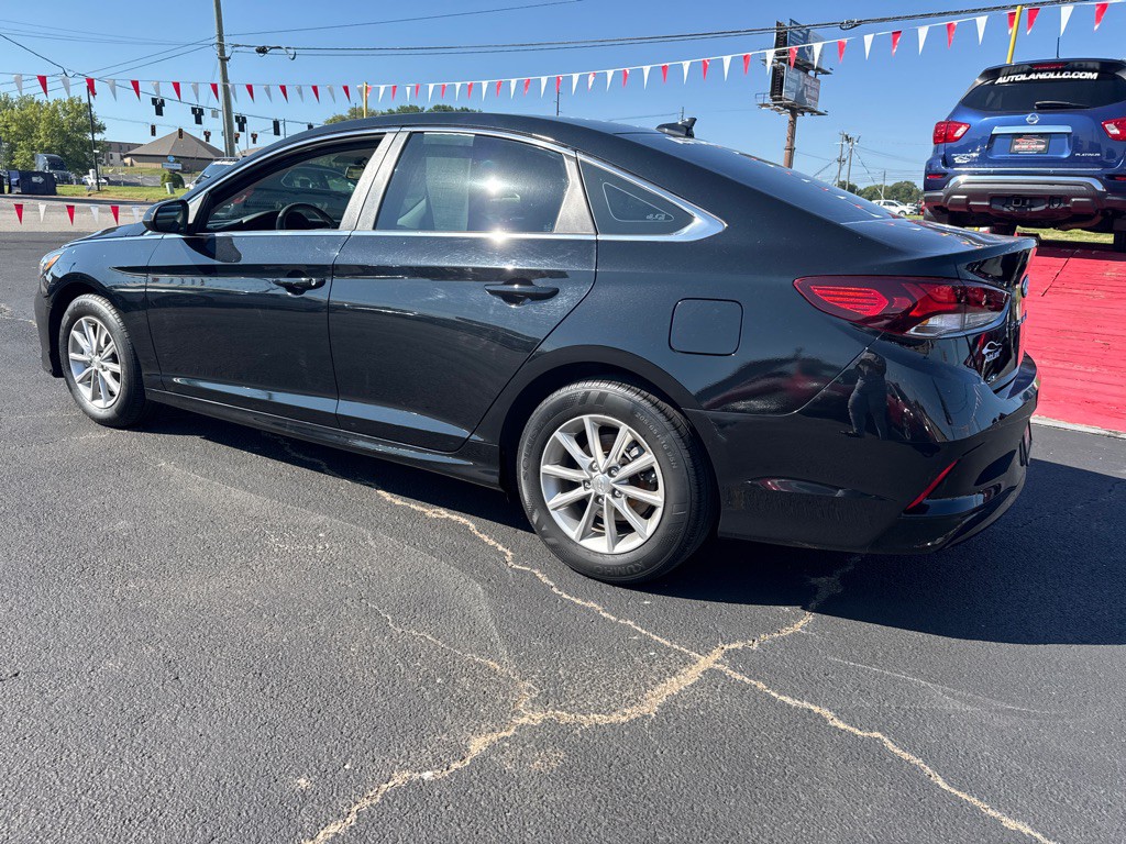 2019 Hyundai Sonata Image 2