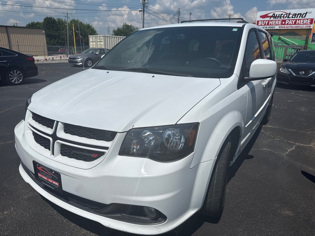 2017 Dodge Grand Caravan Image 1