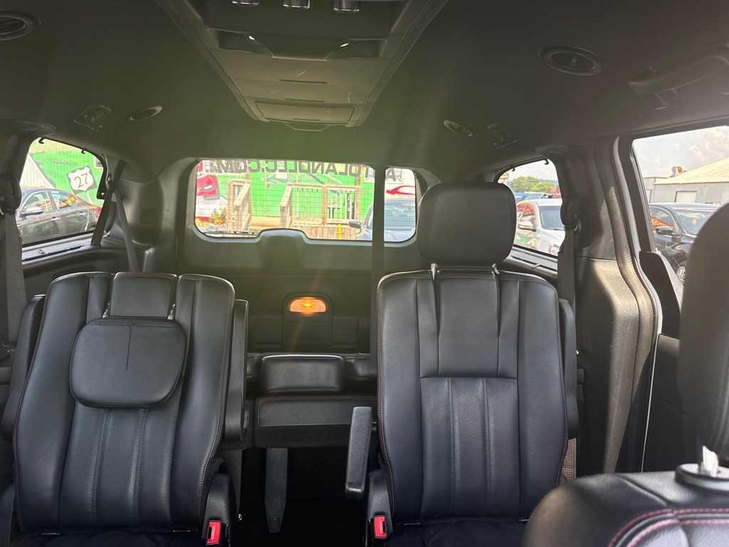 2017 Dodge Grand Caravan Image 10