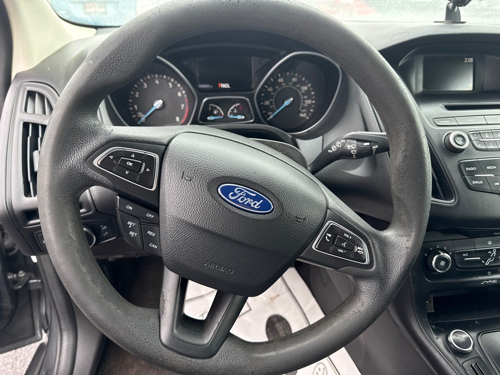 2017 Ford Focus Image 10