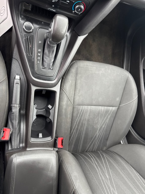 2017 Ford Focus Image 14