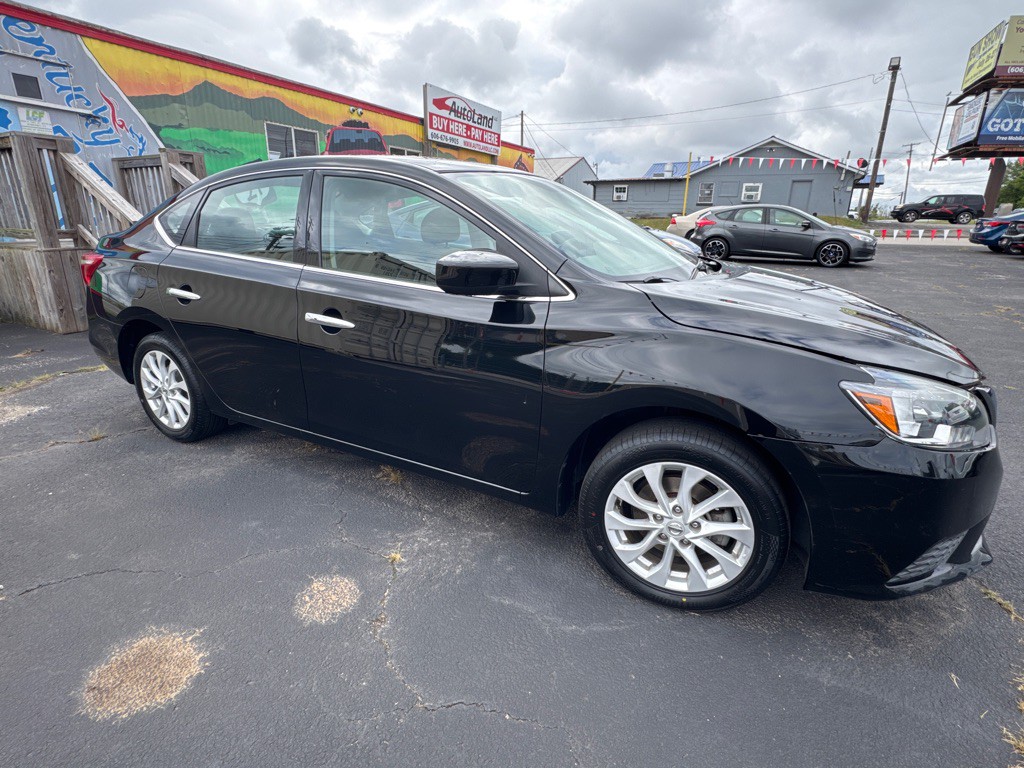 2019 Nissan Sentra Image 2