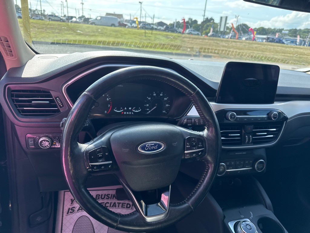 2020 Ford Escape Image 10