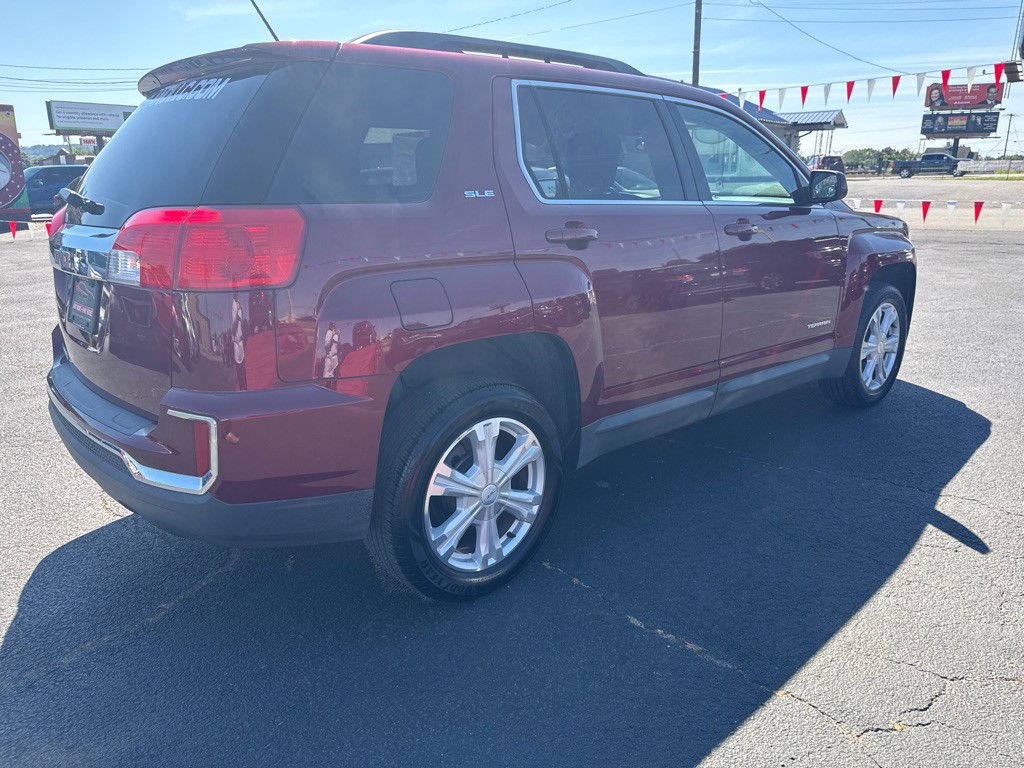2017 GMC Terrain Image 3