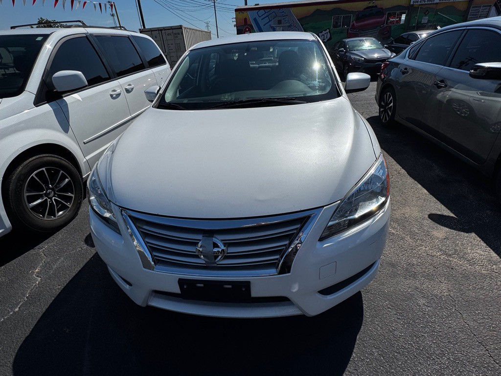 2013 Nissan Sentra Image 2