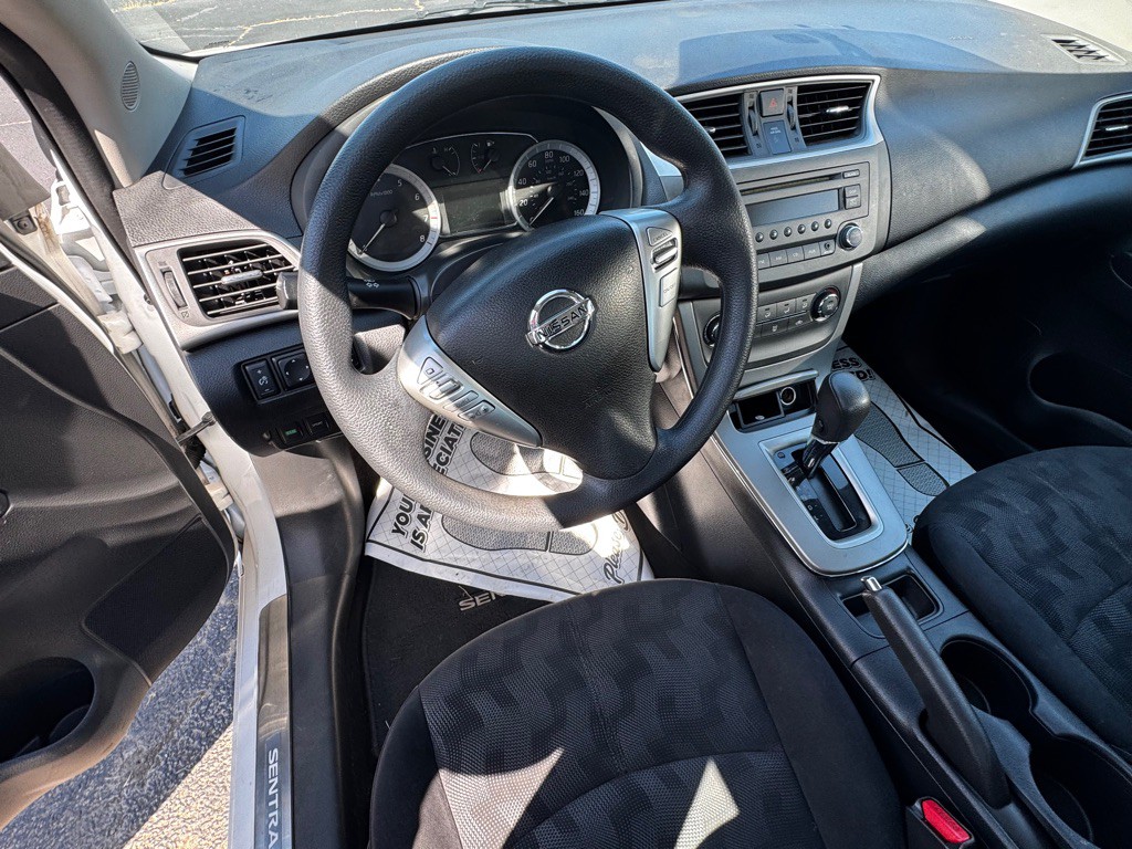 2013 Nissan Sentra Image 11