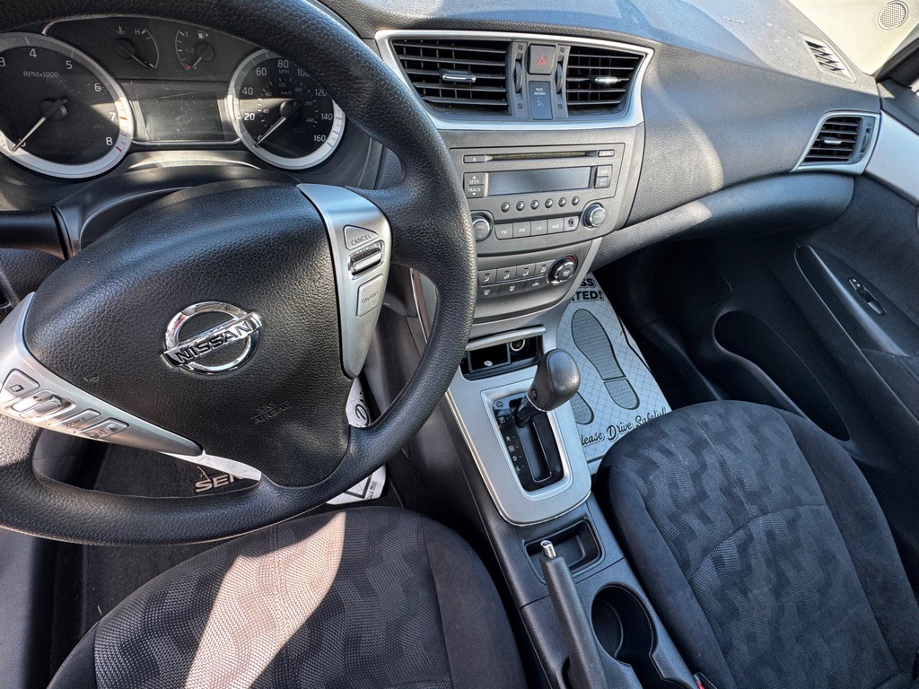 2013 Nissan Sentra Image 12