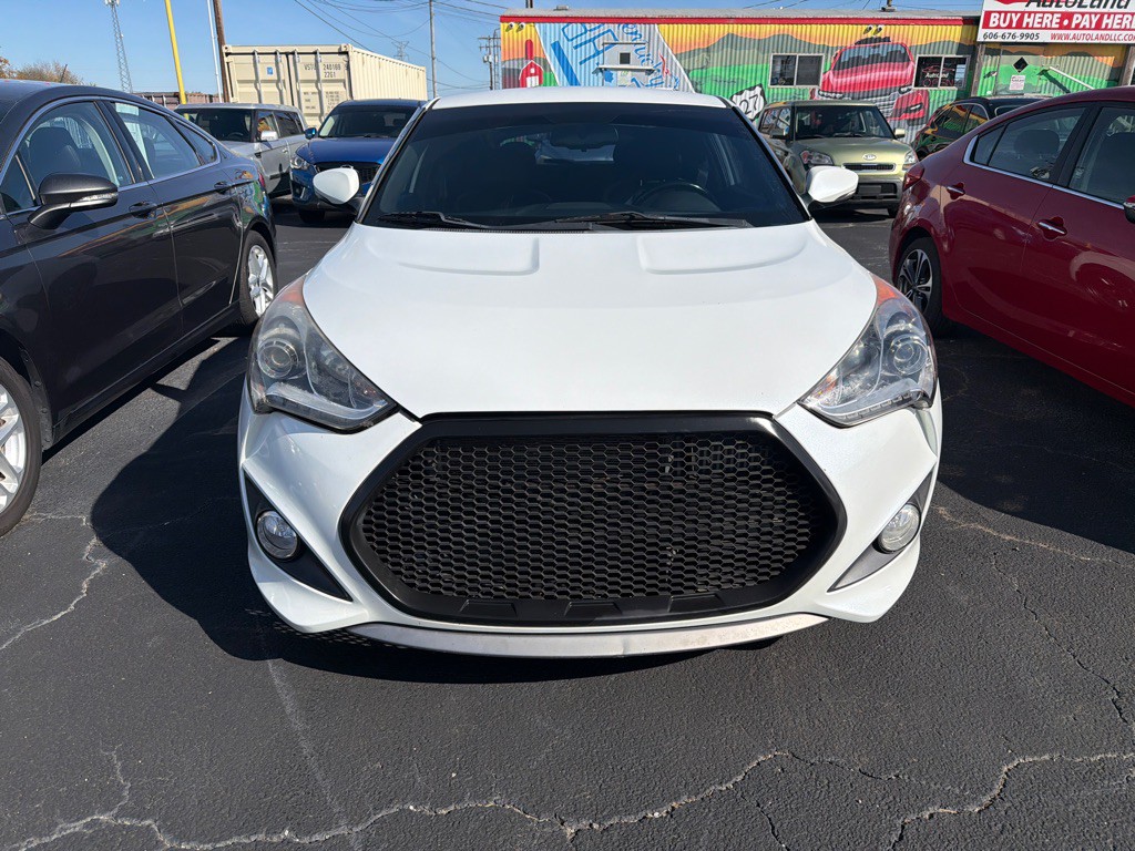 2016 Hyundai Veloster Image 6
