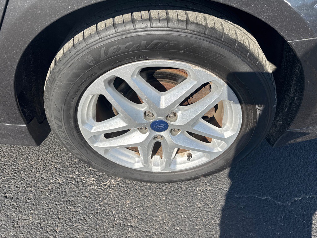 2016 Ford Fusion Image 5
