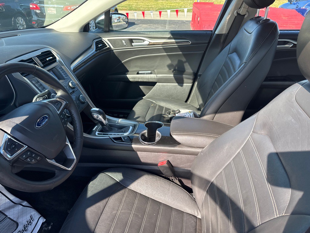 2016 Ford Fusion Image 8