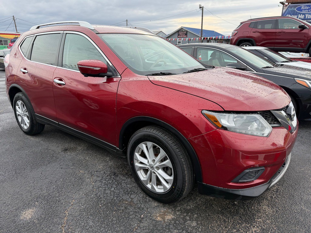 2015 Nissan Rogue Image 2
